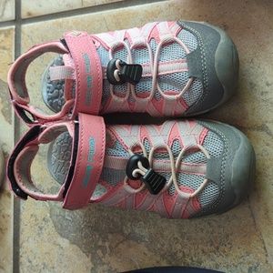 Dream pairs hiking sandals/ shoes size 12